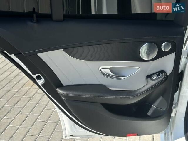 Білий Мерседес Ц-Клас, об'ємом двигуна 2.14 л та пробігом 133 тис. км за 25500 $, фото 19 на Automoto.ua