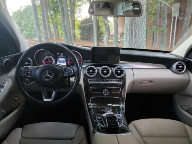 Білий Мерседес Ц-Клас, об'ємом двигуна 2 л та пробігом 73 тис. км за 9000 $, фото 8 на Automoto.ua