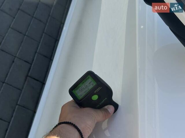 Білий Мерседес Ц-Клас, об'ємом двигуна 2.14 л та пробігом 133 тис. км за 25500 $, фото 49 на Automoto.ua