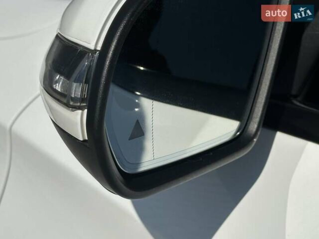 Білий Мерседес Ц-Клас, об'ємом двигуна 2.14 л та пробігом 133 тис. км за 25500 $, фото 18 на Automoto.ua