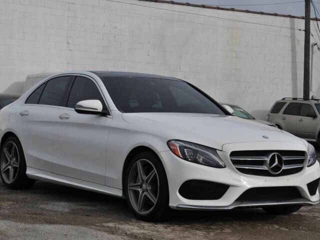 Білий Мерседес Ц-Клас, об'ємом двигуна 3 л та пробігом 90 тис. км за 7600 $, фото 21 на Automoto.ua