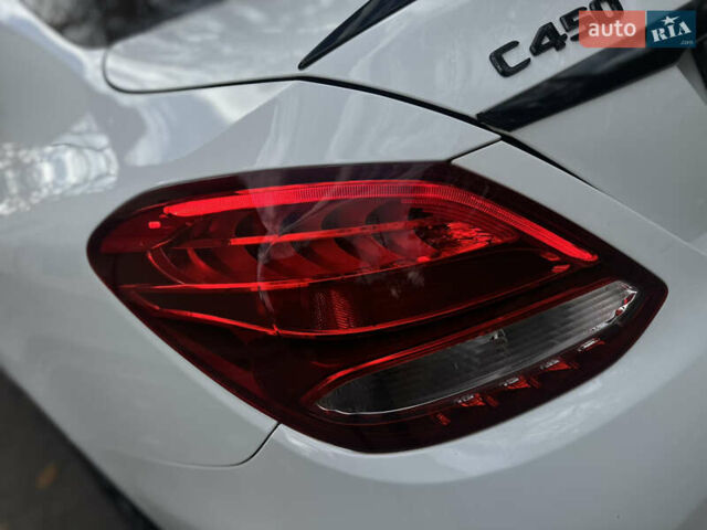 Мерседес Ц-Класс 2016 в Дрогобыче на Automoto.ua Белый Мерседес Ц-Класс, объемом двигателя 3 л и пробегом 184 тыс. км за 22000 $, фото 39 на Automoto.ua