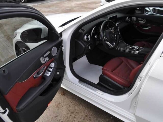 Білий Мерседес Ц-Клас, об'ємом двигуна 3 л та пробігом 90 тис. км за 7600 $, фото 8 на Automoto.ua