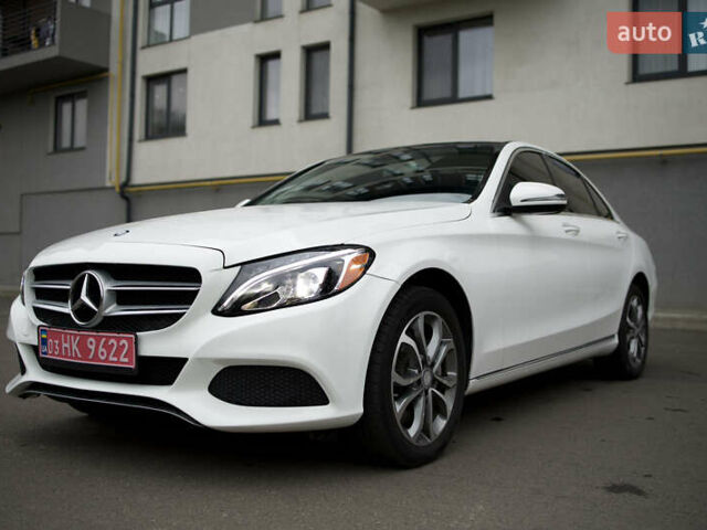 Белый Мерседес Ц-Класс, объемом двигателя 2 л и пробегом 166 тыс. км за 19000 $, фото 5 на Automoto.ua