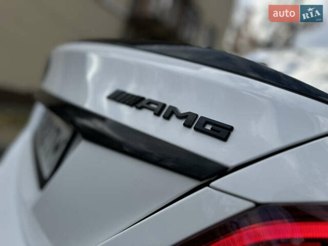 Мерседес Ц-Класс 2016 в Дрогобыче на Automoto.ua Белый Мерседес Ц-Класс, объемом двигателя 3 л и пробегом 184 тыс. км за 22000 $, фото 71 на Automoto.ua