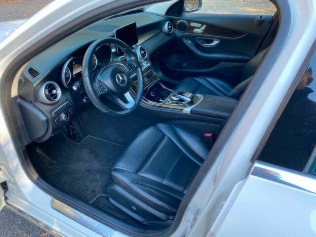 Білий Мерседес Ц-Клас, об'ємом двигуна 2 л та пробігом 74 тис. км за 15000 $, фото 8 на Automoto.ua