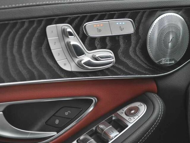 Білий Мерседес Ц-Клас, об'ємом двигуна 3 л та пробігом 90 тис. км за 7600 $, фото 17 на Automoto.ua