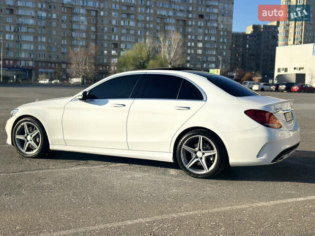 Білий Мерседес Ц-Клас, об'ємом двигуна 1.99 л та пробігом 108 тис. км за 20000 $, фото 2 на Automoto.ua