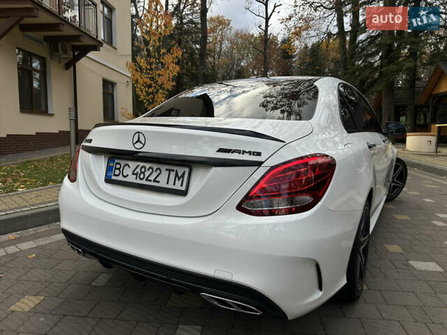 Мерседес Ц-Класс 2016 в Дрогобыче на Automoto.ua Белый Мерседес Ц-Класс, объемом двигателя 3 л и пробегом 184 тыс. км за 22000 $, фото 72 на Automoto.ua
