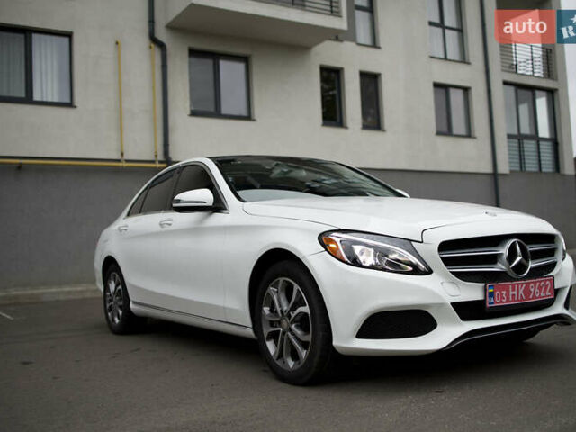 Белый Мерседес Ц-Класс, объемом двигателя 2 л и пробегом 166 тыс. км за 19000 $, фото 8 на Automoto.ua