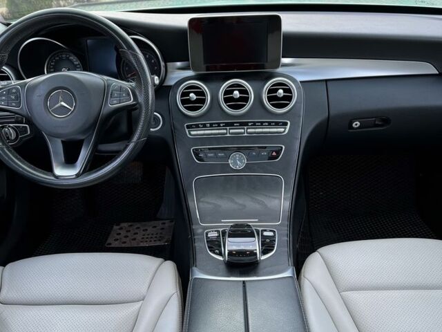 Белый Мерседес Ц-Класс, объемом двигателя 2 л и пробегом 69 тыс. км за 24900 $, фото 12 на Automoto.ua