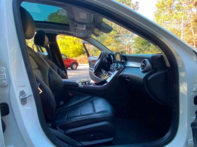 Білий Мерседес Ц-Клас, об'ємом двигуна 2 л та пробігом 74 тис. км за 15000 $, фото 10 на Automoto.ua