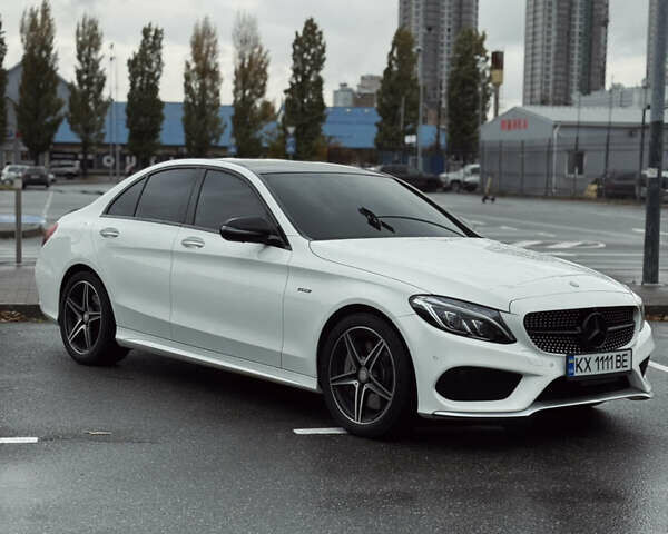 Білий Мерседес Ц-Клас, об'ємом двигуна 3 л та пробігом 81 тис. км за 26500 $, фото 1 на Automoto.ua