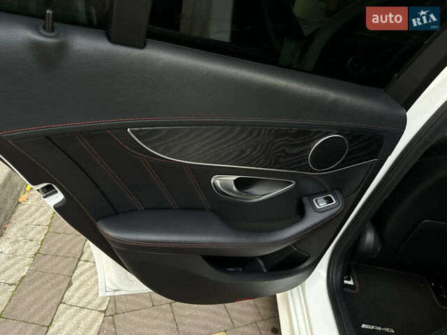 Мерседес Ц-Класс 2016 в Дрогобыче на Automoto.ua Белый Мерседес Ц-Класс, объемом двигателя 3 л и пробегом 184 тыс. км за 22000 $, фото 98 на Automoto.ua