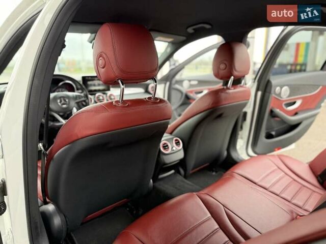 Белый Мерседес Ц-Класс, объемом двигателя 2 л и пробегом 130 тыс. км за 22000 $, фото 27 на Automoto.ua