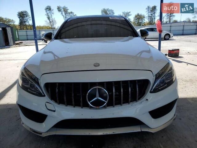 Білий Мерседес Ц-Клас, об'ємом двигуна 3 л та пробігом 105 тис. км за 5000 $, фото 4 на Automoto.ua