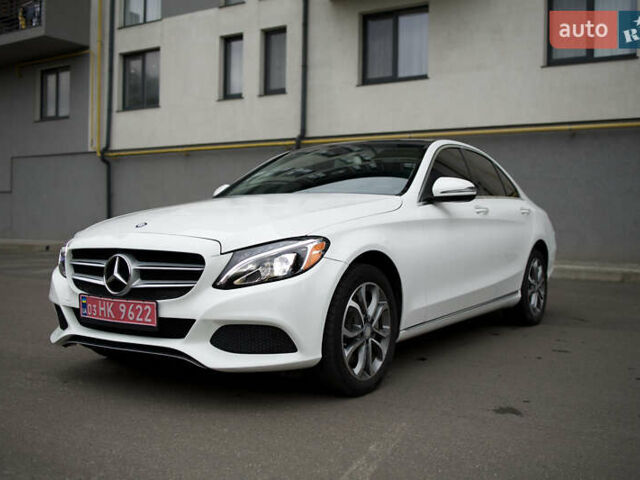 Белый Мерседес Ц-Класс, объемом двигателя 2 л и пробегом 166 тыс. км за 19000 $, фото 4 на Automoto.ua