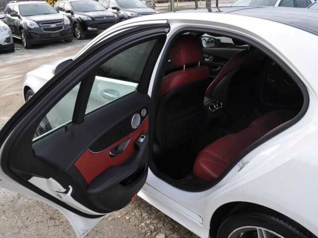 Білий Мерседес Ц-Клас, об'ємом двигуна 3 л та пробігом 90 тис. км за 7600 $, фото 9 на Automoto.ua