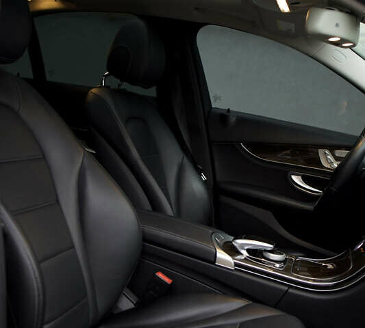 Белый Мерседес Ц-Класс, объемом двигателя 2 л и пробегом 166 тыс. км за 19000 $, фото 50 на Automoto.ua