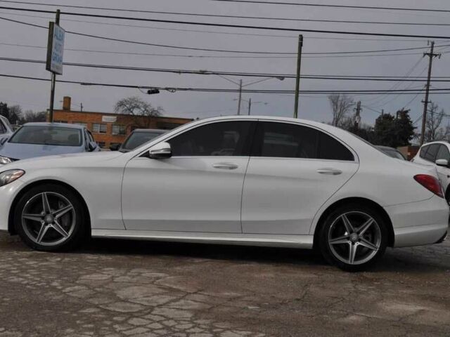 Білий Мерседес Ц-Клас, об'ємом двигуна 3 л та пробігом 90 тис. км за 7600 $, фото 1 на Automoto.ua