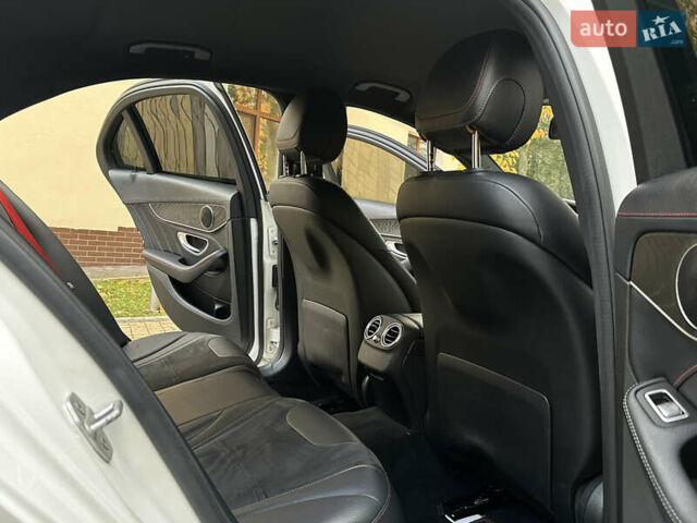 Мерседес Ц-Класс 2016 в Дрогобыче на Automoto.ua Белый Мерседес Ц-Класс, объемом двигателя 3 л и пробегом 184 тыс. км за 22000 $, фото 110 на Automoto.ua