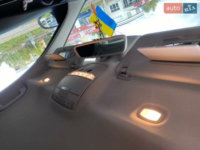 Белый Мерседес Ц-Класс, объемом двигателя 2 л и пробегом 163 тыс. км за 18700 $, фото 81 на Automoto.ua