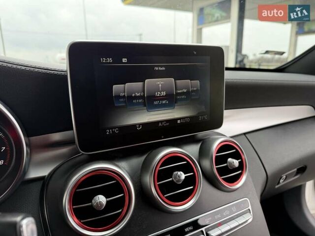 Белый Мерседес Ц-Класс, объемом двигателя 2 л и пробегом 130 тыс. км за 22000 $, фото 24 на Automoto.ua