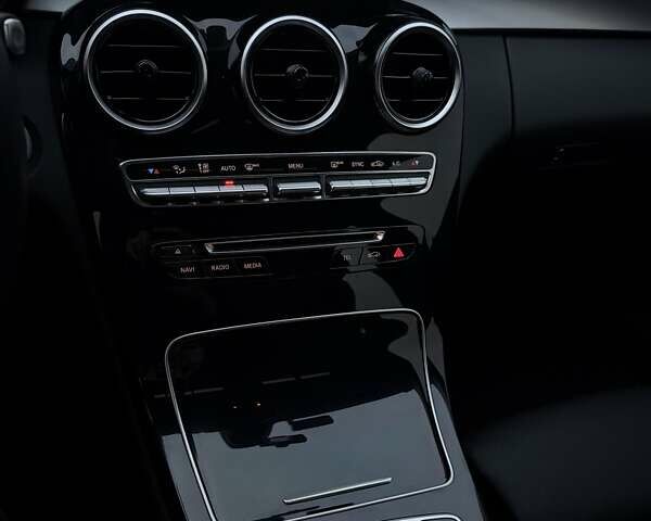 Білий Мерседес Ц-Клас, об'ємом двигуна 1.6 л та пробігом 127 тис. км за 22500 $, фото 25 на Automoto.ua