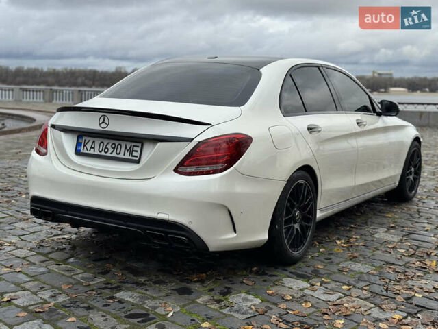 Белый Мерседес Ц-Класс, объемом двигателя 1.99 л и пробегом 95 тыс. км за 20999 $, фото 2 на Automoto.ua