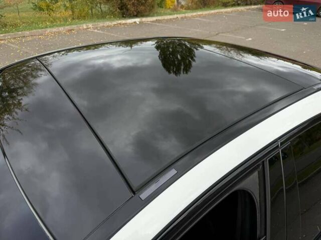 Білий Мерседес Ц-Клас, об'ємом двигуна 2 л та пробігом 106 тис. км за 22800 $, фото 16 на Automoto.ua