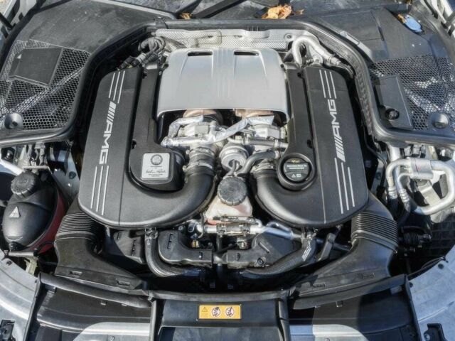 Белый Мерседес Ц-Класс, объемом двигателя 4 л и пробегом 61 тыс. км за 14000 $, фото 7 на Automoto.ua