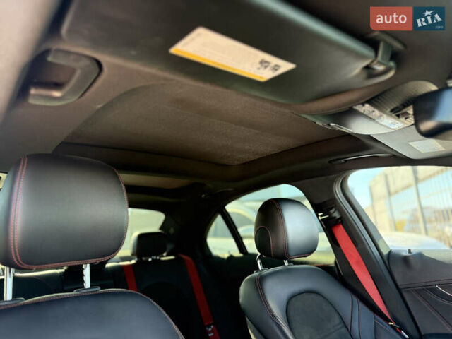 Белый Мерседес Ц-Класс, объемом двигателя 3 л и пробегом 43 тыс. км за 36000 $, фото 19 на Automoto.ua