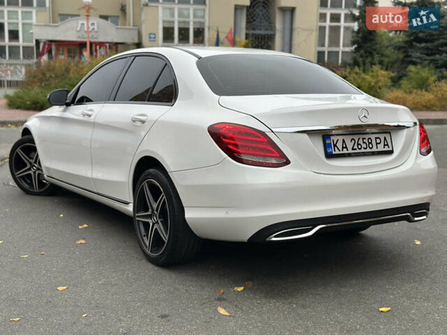 Білий Мерседес Ц-Клас, об'ємом двигуна 2.14 л та пробігом 53 тис. км за 23900 $, фото 3 на Automoto.ua