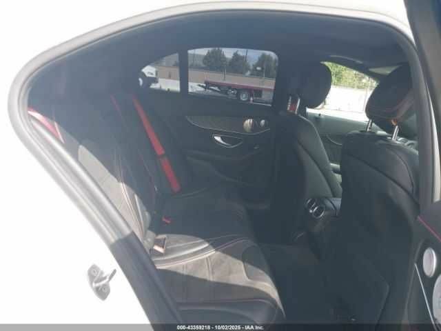 Белый Мерседес Ц-Класс, объемом двигателя 3 л и пробегом 108 тыс. км за 11000 $, фото 7 на Automoto.ua