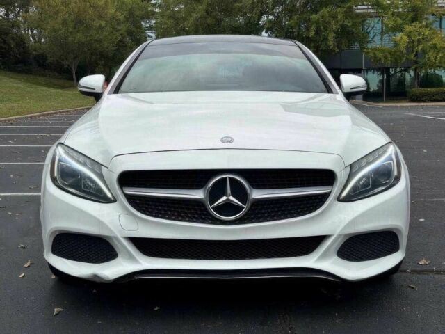 Белый Мерседес Ц-Класс, объемом двигателя 2 л и пробегом 64 тыс. км за 14800 $, фото 1 на Automoto.ua