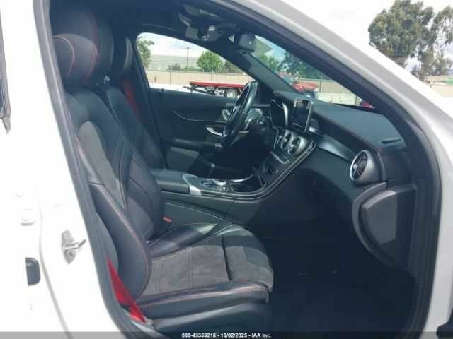 Белый Мерседес Ц-Класс, объемом двигателя 3 л и пробегом 108 тыс. км за 11000 $, фото 4 на Automoto.ua