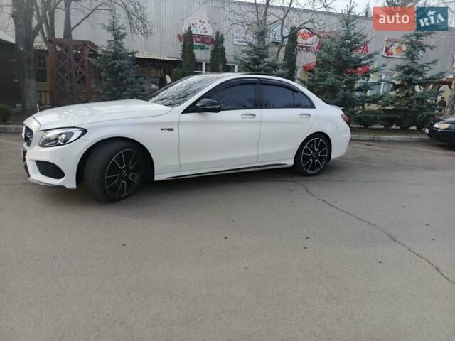 Белый Мерседес Ц-Класс, объемом двигателя 3 л и пробегом 169 тыс. км за 32995 $, фото 13 на Automoto.ua