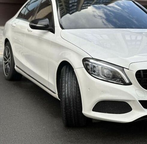 Белый Мерседес Ц-Класс, объемом двигателя 1.99 л и пробегом 154 тыс. км за 24900 $, фото 12 на Automoto.ua