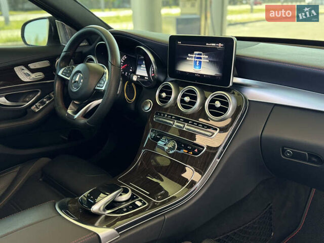 Білий Мерседес Ц-Клас, об'ємом двигуна 3 л та пробігом 70 тис. км за 33999 $, фото 15 на Automoto.ua