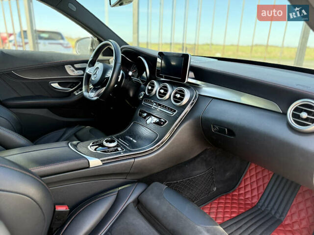 Белый Мерседес Ц-Класс, объемом двигателя 3 л и пробегом 43 тыс. км за 36000 $, фото 18 на Automoto.ua