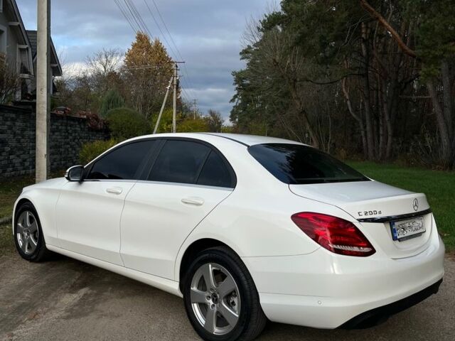Белый Мерседес Ц-Класс, объемом двигателя 1.6 л и пробегом 85 тыс. км за 23500 $, фото 1 на Automoto.ua
