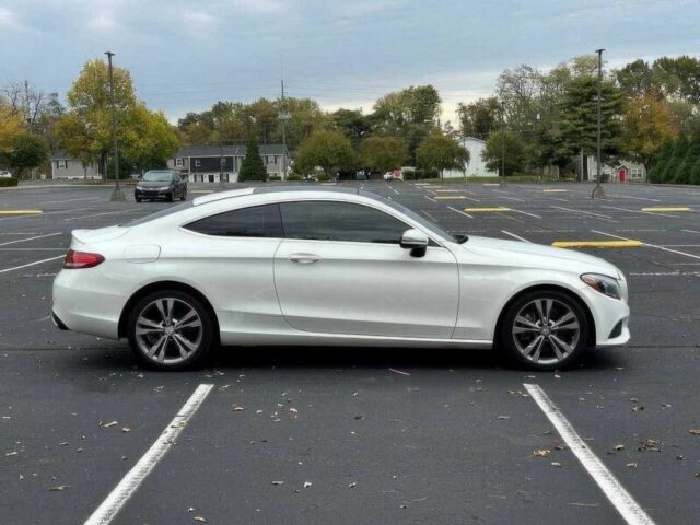 Белый Мерседес Ц-Класс, объемом двигателя 2 л и пробегом 64 тыс. км за 14800 $, фото 3 на Automoto.ua