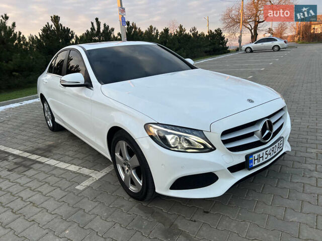 Білий Мерседес Ц-Клас, об'ємом двигуна 1.6 л та пробігом 141 тис. км за 22900 $, фото 4 на Automoto.ua