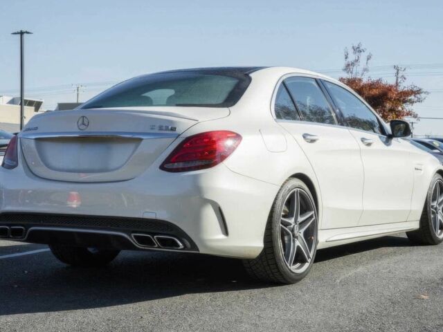 Белый Мерседес Ц-Класс, объемом двигателя 4 л и пробегом 61 тыс. км за 14000 $, фото 3 на Automoto.ua