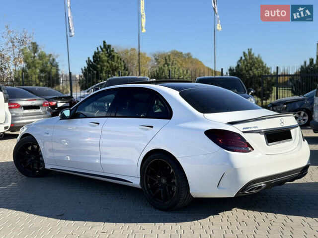 Белый Мерседес Ц-Класс, объемом двигателя 3 л и пробегом 43 тыс. км за 36000 $, фото 8 на Automoto.ua