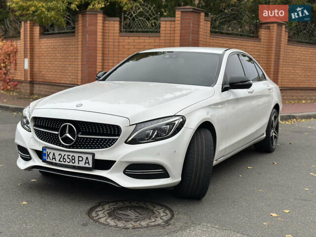 Білий Мерседес Ц-Клас, об'ємом двигуна 2.14 л та пробігом 53 тис. км за 23900 $, фото 2 на Automoto.ua