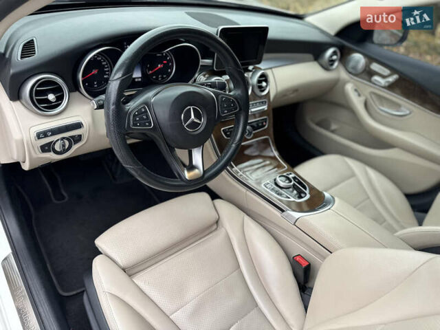 Белый Мерседес Ц-Класс, объемом двигателя 1.99 л и пробегом 95 тыс. км за 20999 $, фото 18 на Automoto.ua