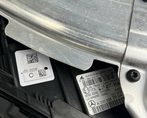 Белый Мерседес Ц-Класс, объемом двигателя 1.6 л и пробегом 85 тыс. км за 24500 $, фото 11 на Automoto.ua