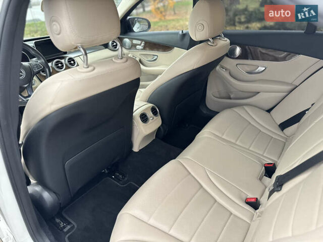 Белый Мерседес Ц-Класс, объемом двигателя 1.99 л и пробегом 95 тыс. км за 20999 $, фото 28 на Automoto.ua