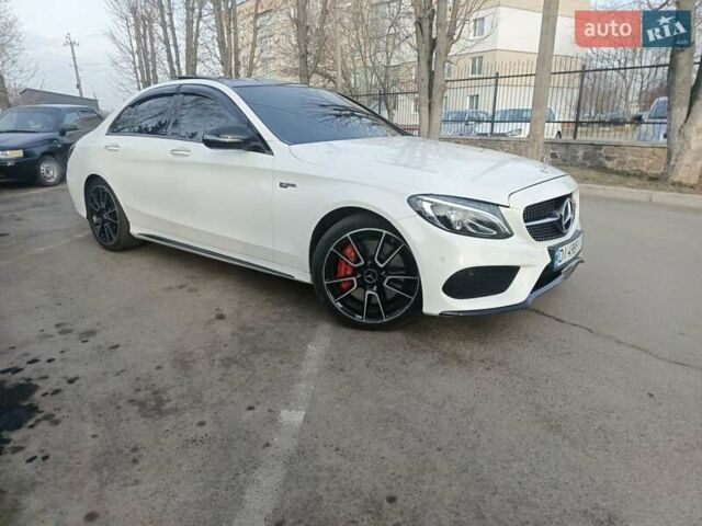 Белый Мерседес Ц-Класс, объемом двигателя 3 л и пробегом 169 тыс. км за 32995 $, фото 7 на Automoto.ua